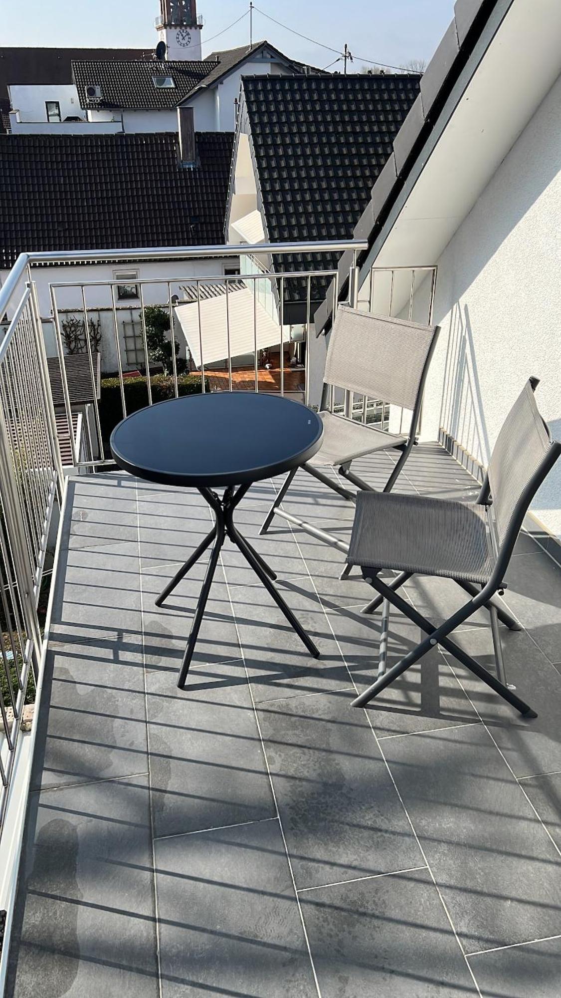 Charmantes Studio-Apartment Im Herzen Von Neureut - Fussbodenheizung, Regendusche, Waschmaschine, Stellplatz Karlsruhe Exterior foto